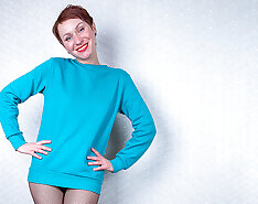 Super Fit Milf With Big Big Nipples Undressing Just For You