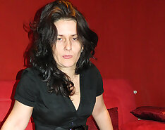 Mature Slut Masturbating On The Couch