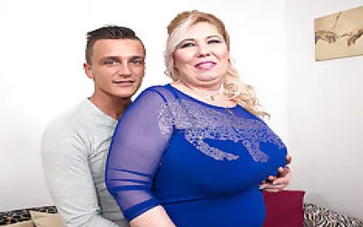 Big Breasted Mature Bbw Fucking Her Toy Boy