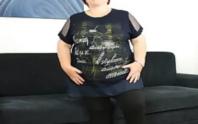 Cockhungry Simona Is A 56 Year Old Mature Lady Who Fucks A Stranger She Just Met