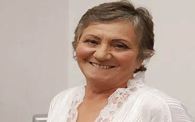 Hairy Grandma Still Works Her Wet Pussy