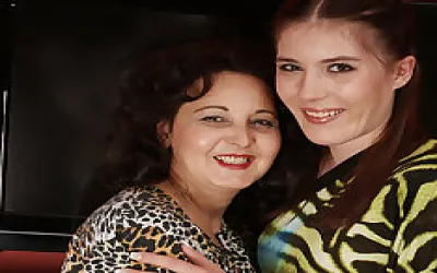 Horny Young Teen Pleases Mature Housewife