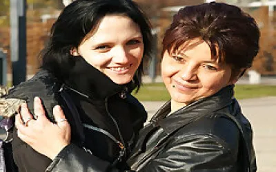 Hot Babe Doing A Naughty Mature Lesbian