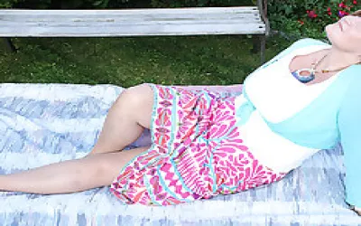 Hot British Housewife Having Sex Outdoors