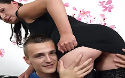 Naughty Housewife Fucking The Guy Next Door