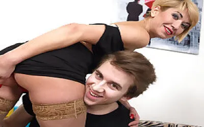 Naughty Housewife Having Fun With The Guy Next Door