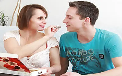 Sexy Mature Lady Shows Off Great Bush And Gets Fucked Hard