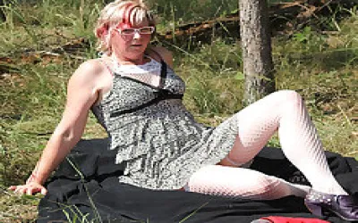 Squirting Mature Slut Masturbating In The Woods